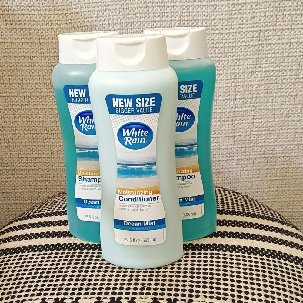 New size bigger value white rain moisturizing shampoo and conditioner ocean mist